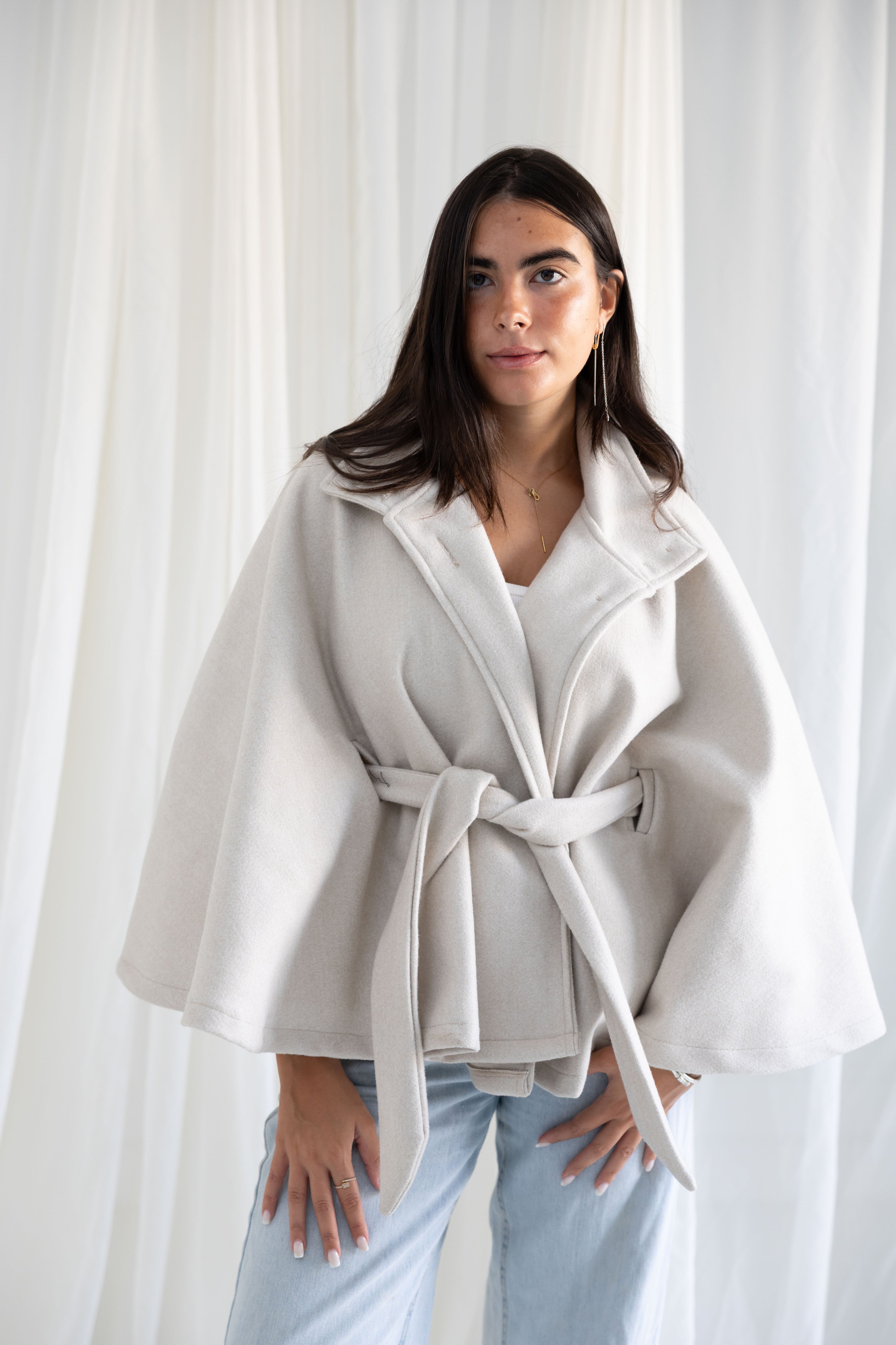 The COOL GIRL CLASSIC CAPE